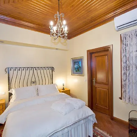 Delight Deluxe Kaucuk (adults Only) Hotell