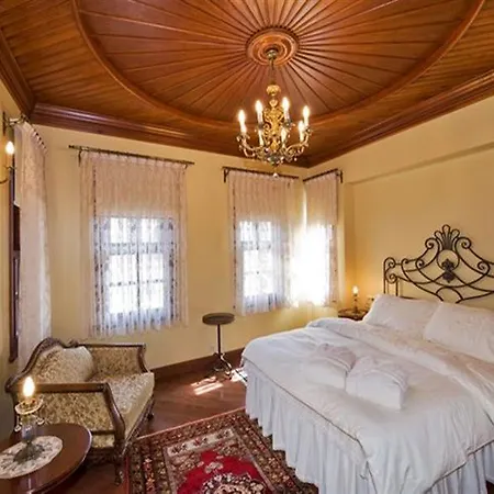Hotell Delight Deluxe Kaucuk (adults Only) 3*